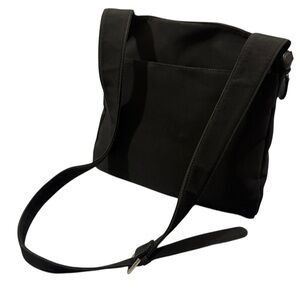 Hobo International Black Nylon Crossbody Messenger Organizer Bag
